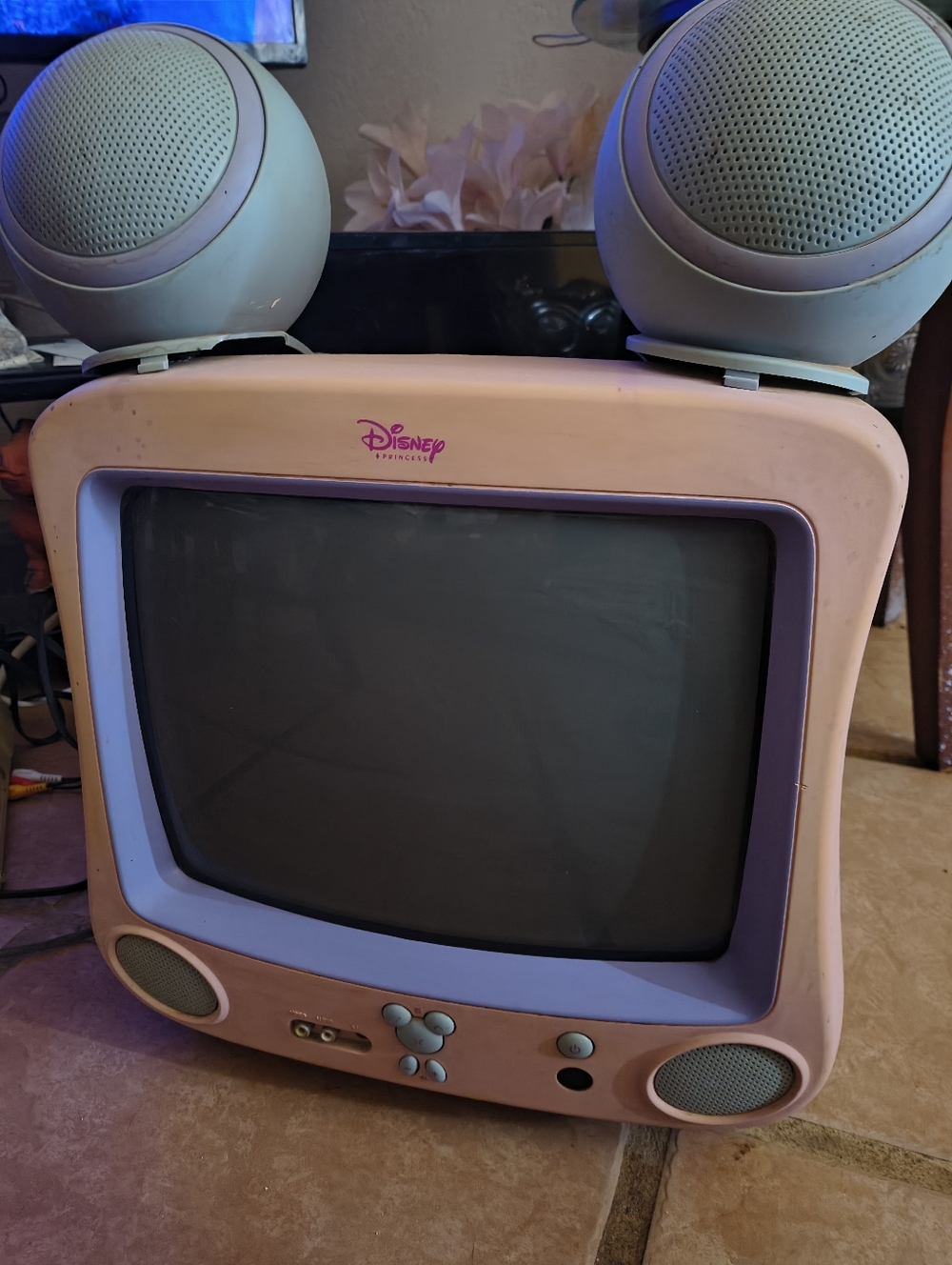 Disney Pink and Lavender Kids TV with Spherical Speakers